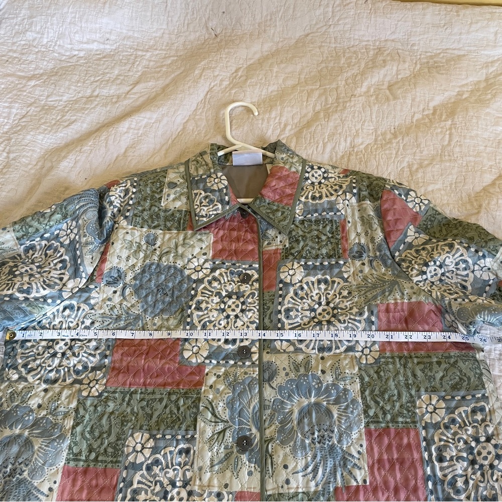 Vtg Silk Quilted Patchwork Jacket - Size 18w - image 6